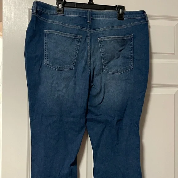 Lauren Conrad Jeans - Picture 2 of 2